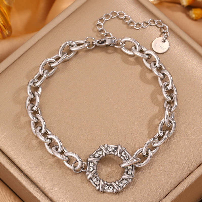 Women’s Circle Bracelet With Rhinestones, Gold Electroplated 304 Stainless Steel Jewelry 2