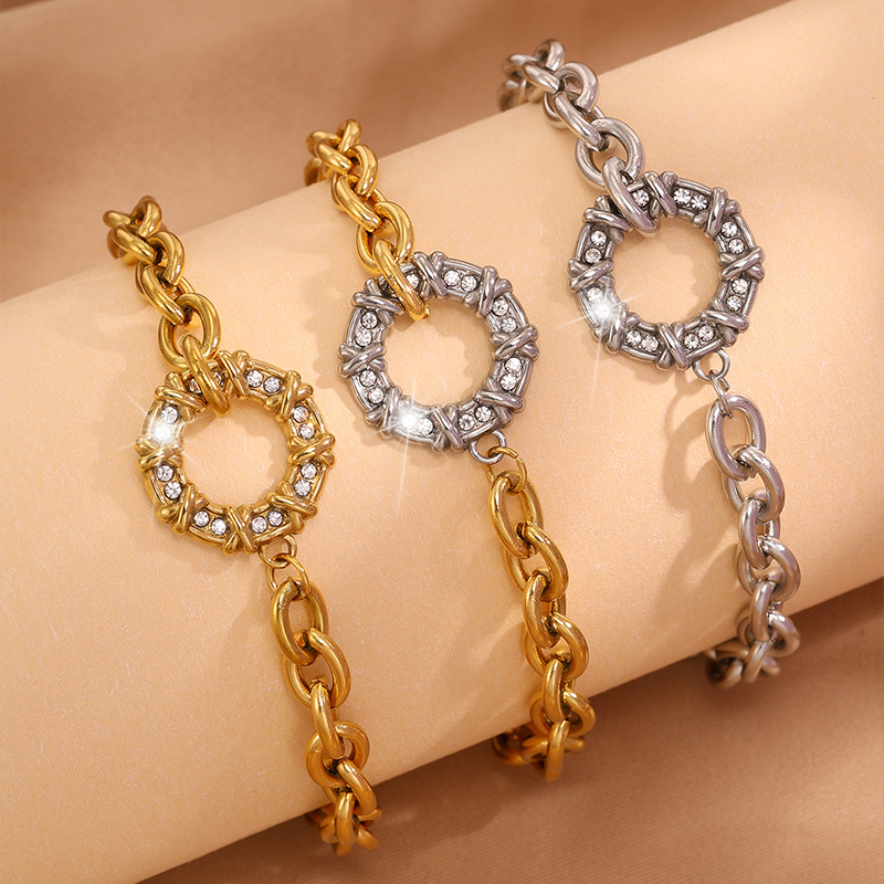 Women’s Circle Bracelet With Rhinestones, Gold Electroplated 304 Stainless Steel Jewelry 3