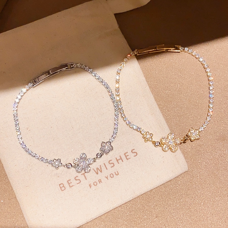 Women’s Copper Flower Bracelet With Beading Craft And Zircon Inlay In Gold 2