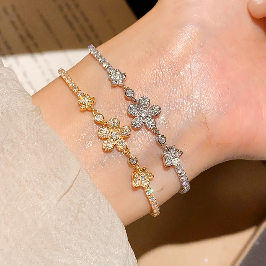 Women’s Copper Flower Bracelet With Beading Craft And Zircon Inlay In Gold 3