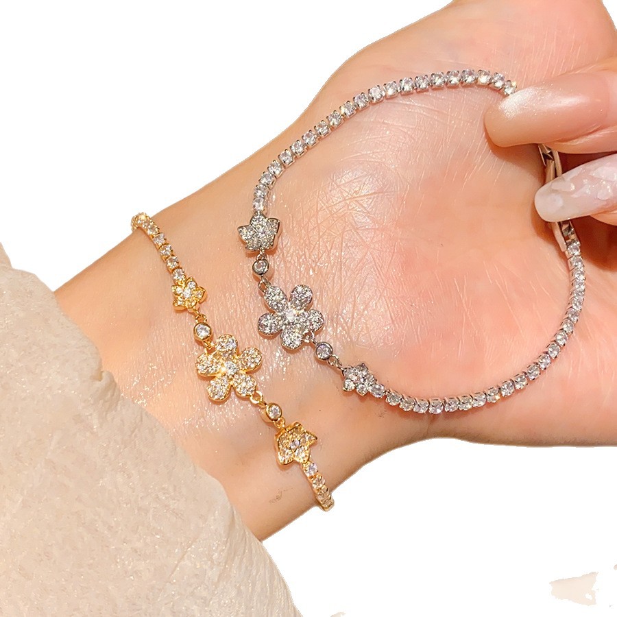 Women’s Copper Flower Bracelet With Beading Craft And Zircon Inlay In Gold 5