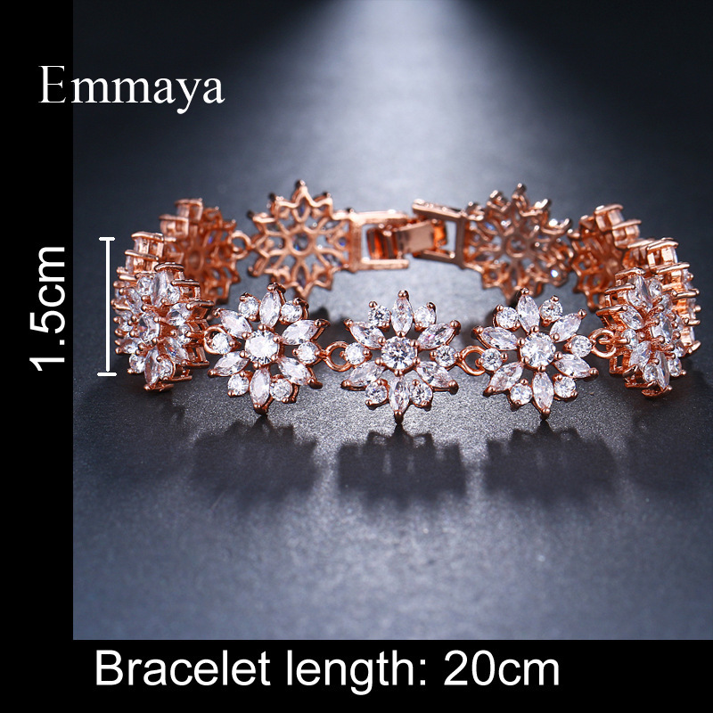 Women’s Copper Flower Bracelet With Zircon Inlay In Rose Gold 4