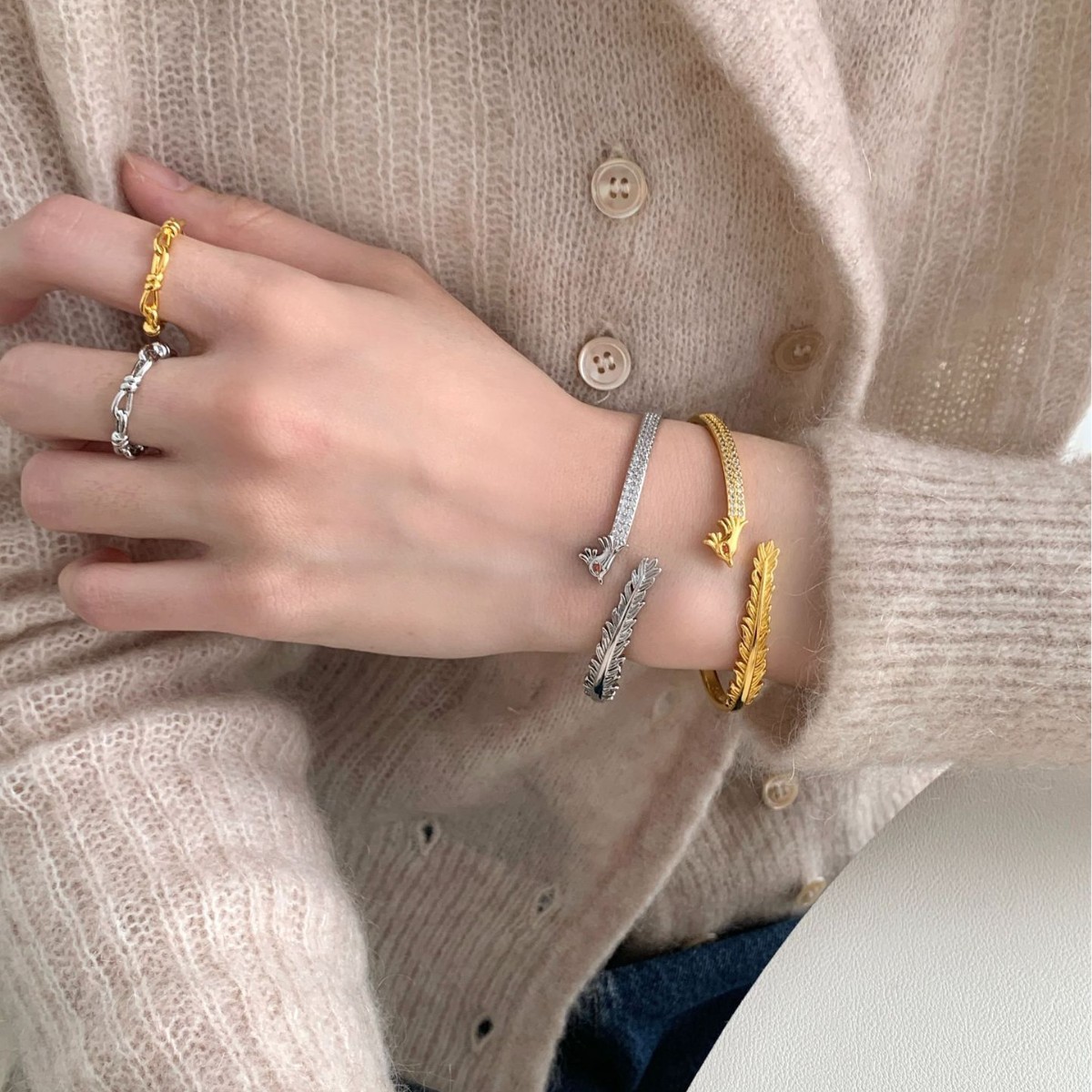Phoenix Inlay Bangle For Women In Copper With Golden Plated 0.03µm Thickness Featuring Zircon 2