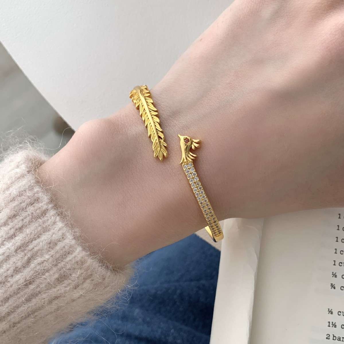 Phoenix Inlay Bangle For Women In Copper With Golden Plated 0.03µm Thickness Featuring Zircon 3