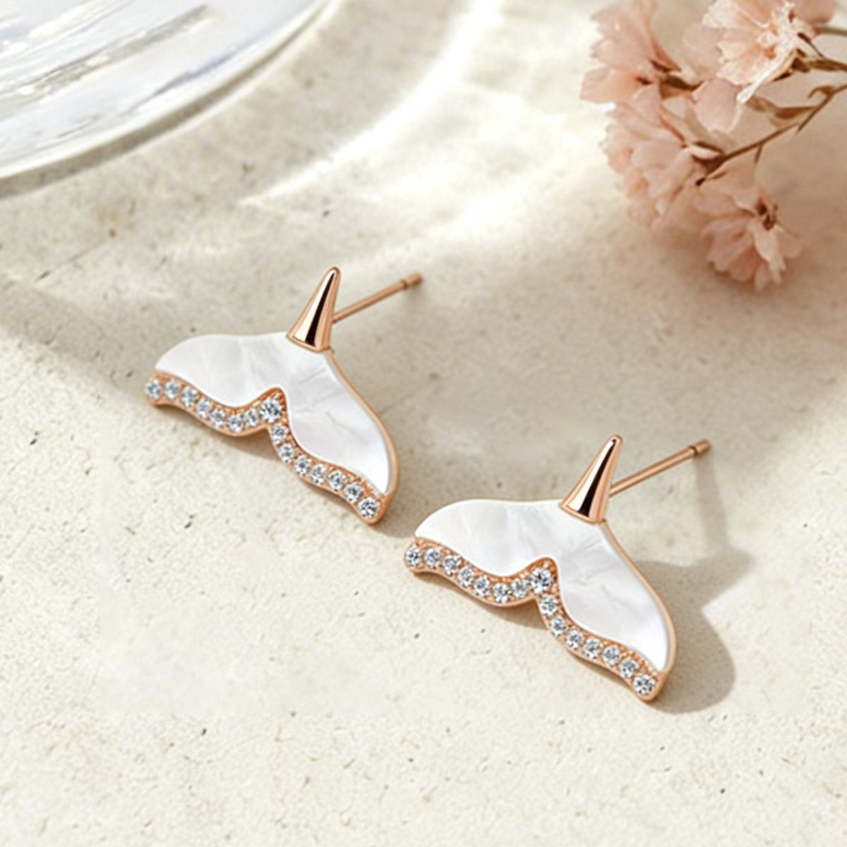 Women’s Fish Tail Three-Dimensional Stud Earrings In Copper With 18K Real Gold Water Plating And Zircon Inlay 4