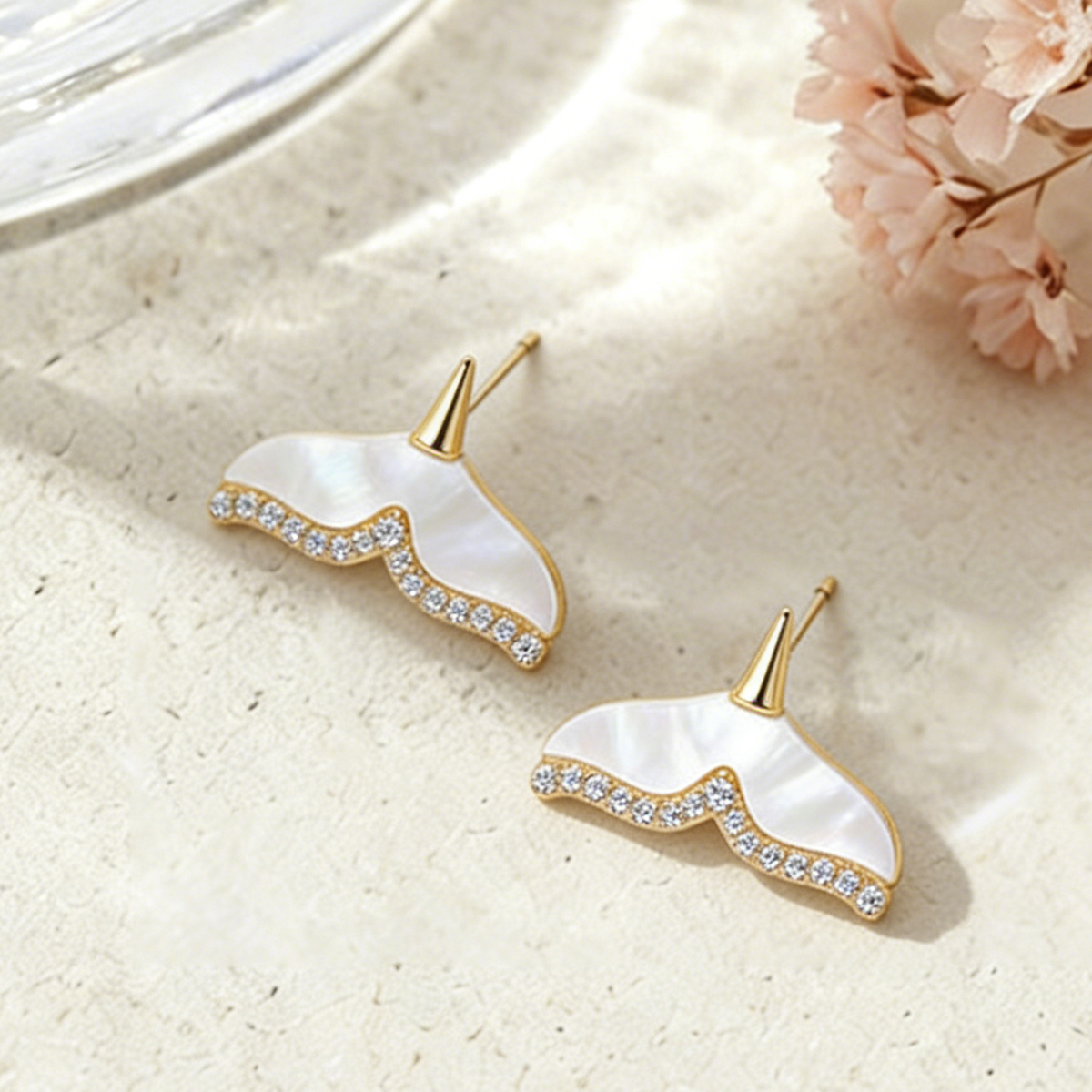 Women’s Fish Tail Three-Dimensional Stud Earrings In Copper With 18K Real Gold Water Plating And Zircon Inlay 5