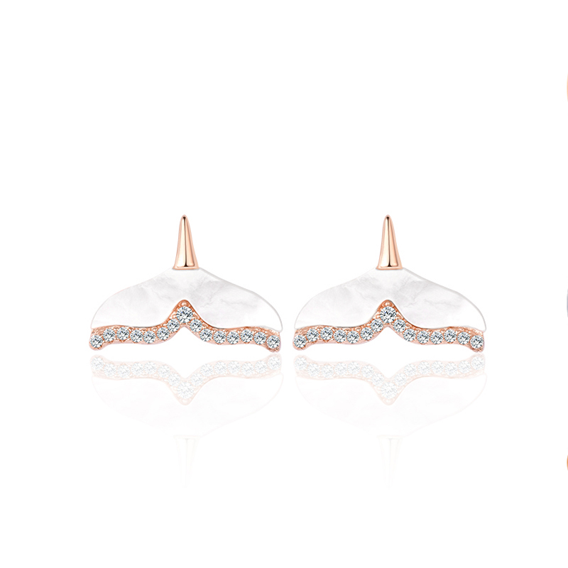 Women’s Fish Tail Three-Dimensional Stud Earrings In Copper With 18K Real Gold Water Plating And Zircon Inlay 7
