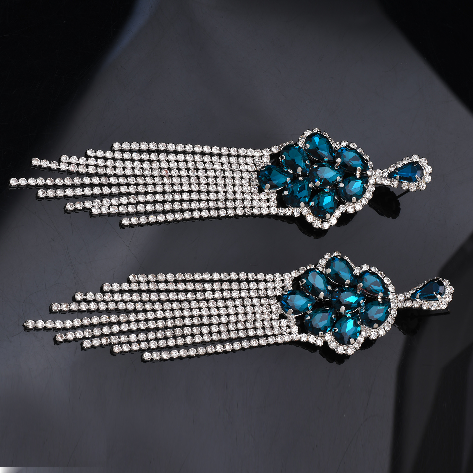 Women’s Flowers Drop Earrings With Claw Setting, Silver Plated Copper And Rhinestones, Featuring Water Plating Process 2