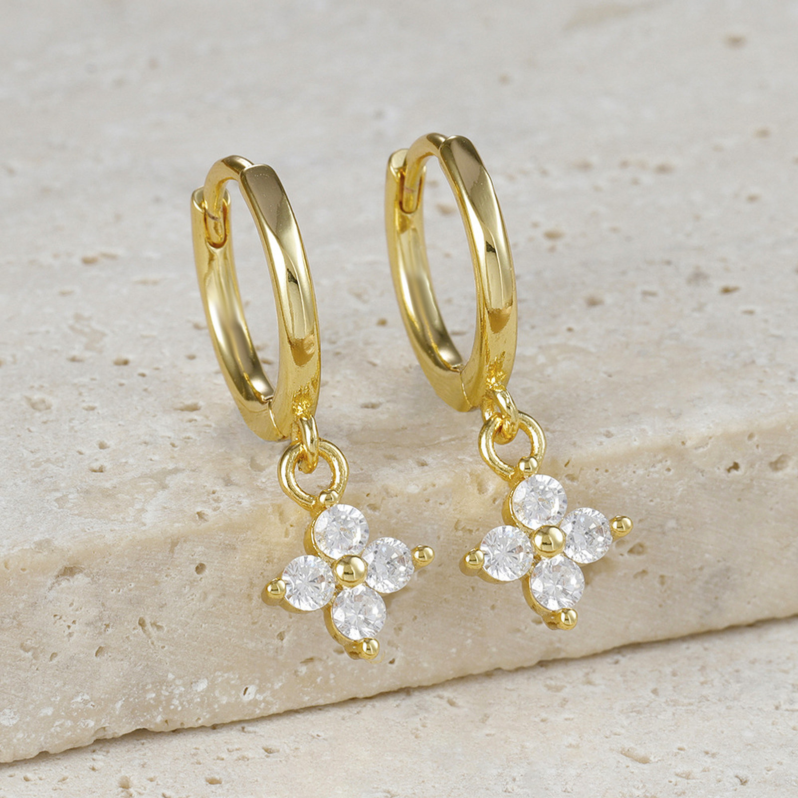 Women’s Flowers Earrings With Claw Setting, Golden Plated Copper And Zircon Inlay, Featuring Water Plating Process 9