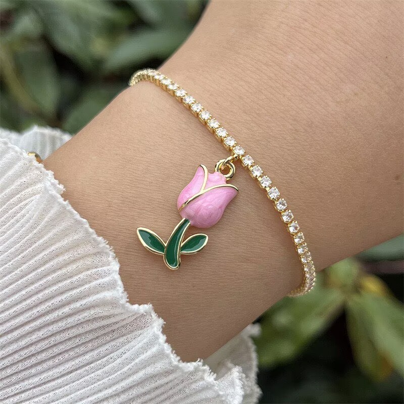 Women’s Flowers Inlay Bracelet With Zircon, Copper Base And 18K Real Gold PVD Coated Finish, Featuring Adjustable Slider Chain 8
