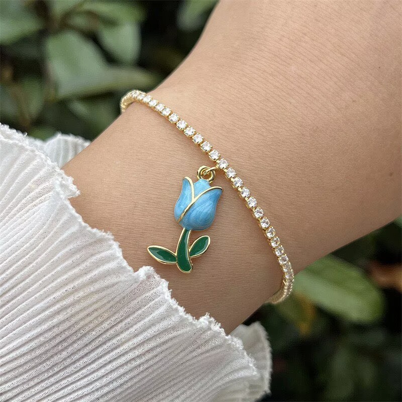 Women’s Flowers Inlay Bracelet With Zircon, Copper Base And 18K Real Gold PVD Coated Finish, Featuring Adjustable Slider Chain 9