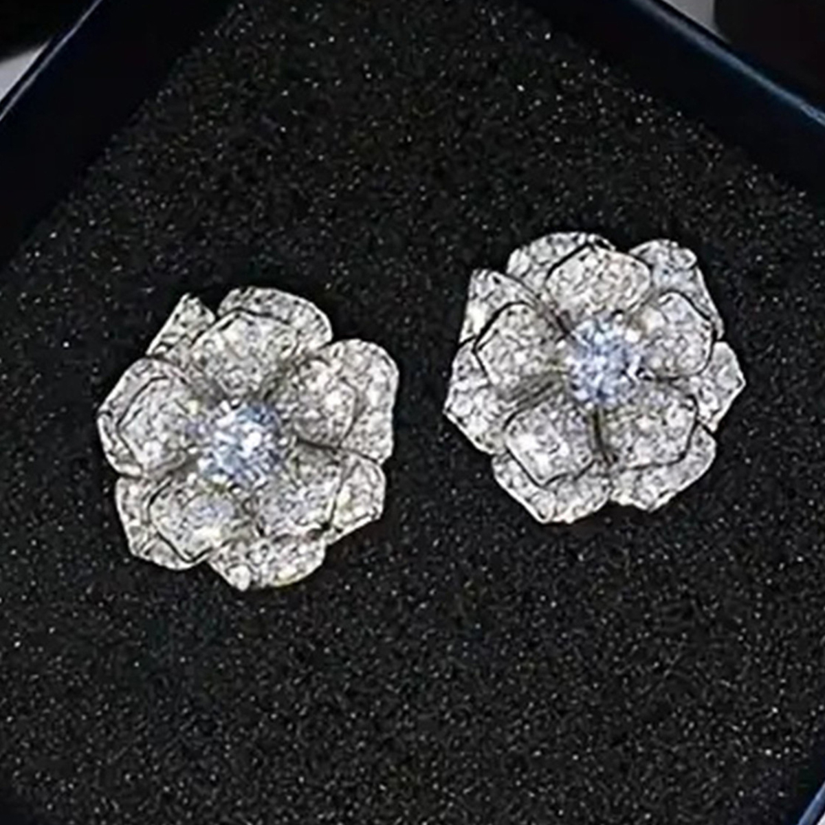 Women’s Flowers Stud Earrings With Claw Setting, Copper Base With White K Water Plating, Featuring Zircon Inlay 3