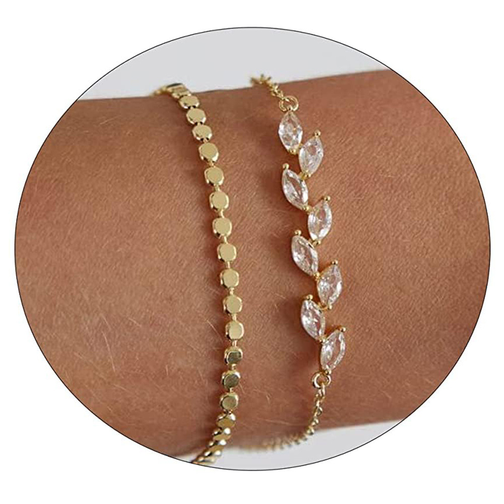 Women’s Leaf Pattern Copper Bracelet With Electroplated Gold Plating And Zircon Inlay, Elegant Gold Tone