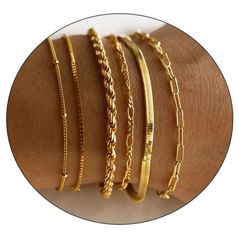 Women’s Leaf Pattern Copper Bracelet With Electroplated Gold Plating And Zircon Inlay, Elegant Gold Tone 4