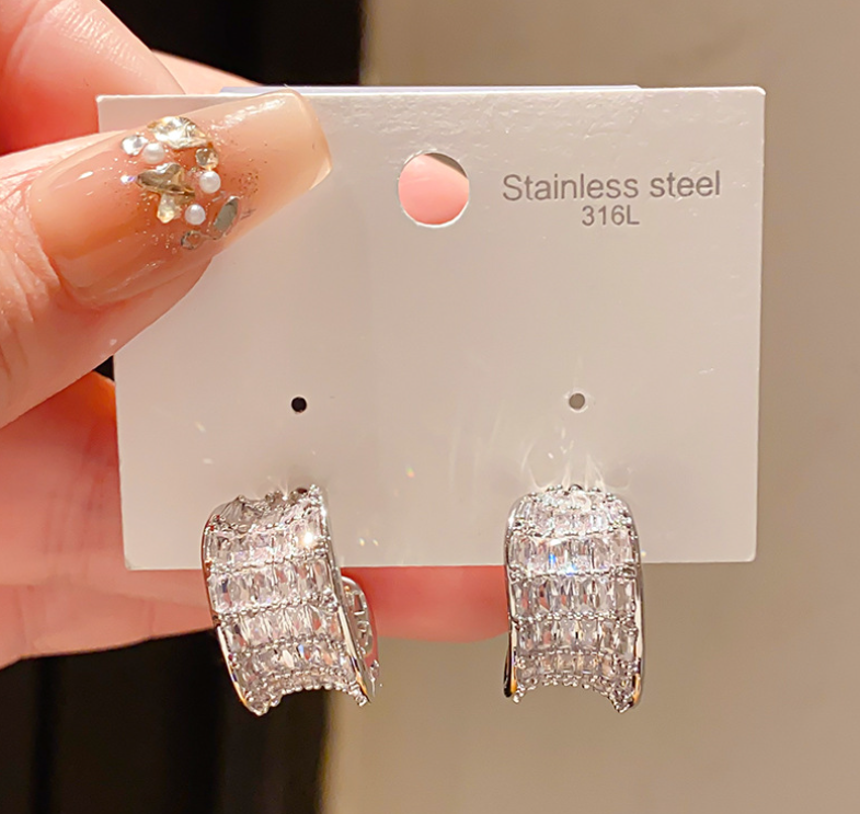 Women’s Letter Earrings Crafted From Surgical Steel With 20K Real Gold Plating And Imitation Jade Glass Beads Featuring UV Plating