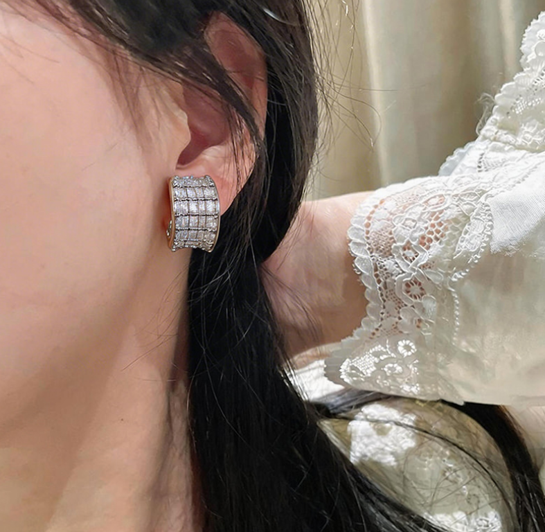 Women’s Letter Earrings Crafted From Surgical Steel With 20K Real Gold Plating And Imitation Jade Glass Beads Featuring UV Plating 4