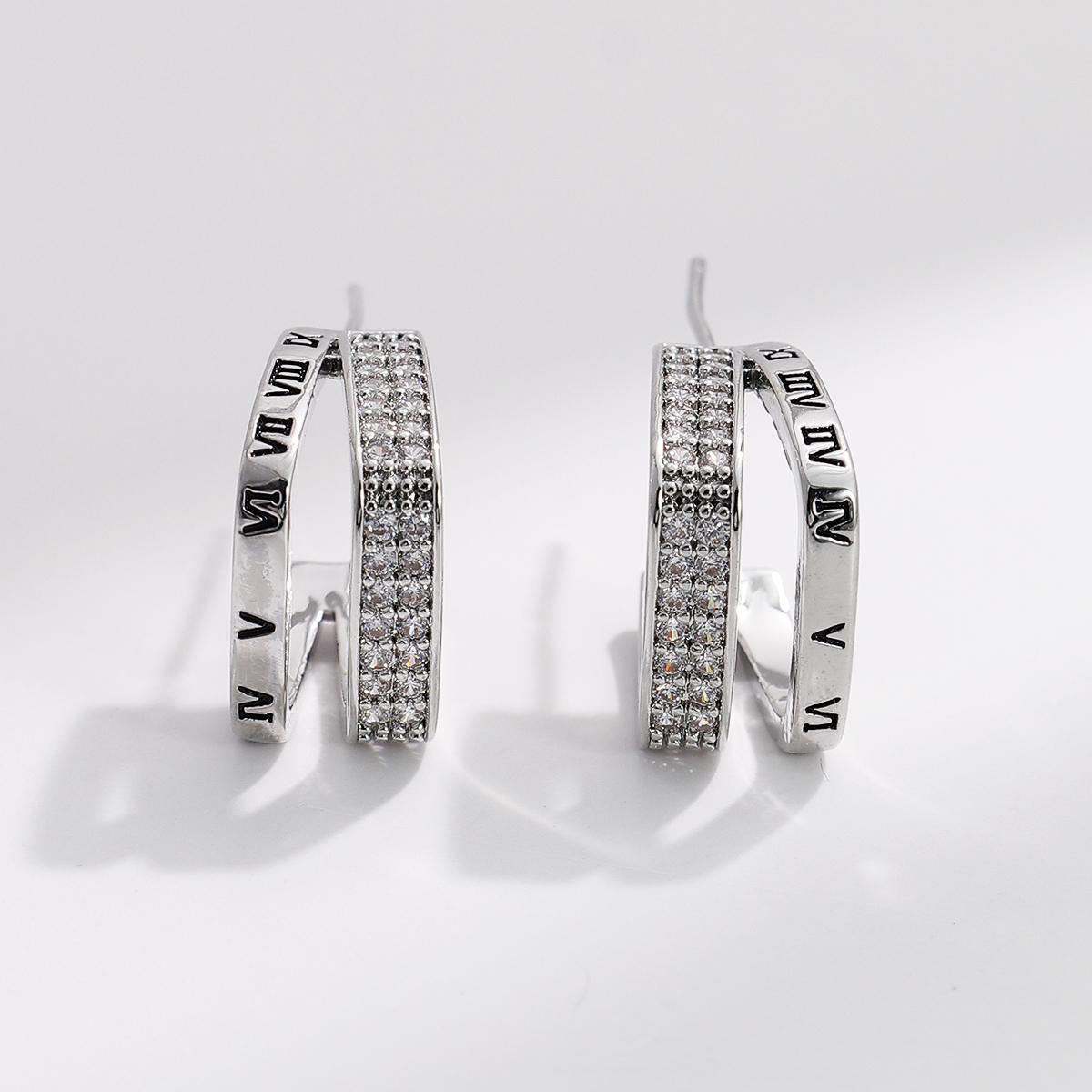 Women’s Letter Pattern Earrings With Bezel Setting, Copper Material And Zircon Inlay, Featuring Water Copper Plating 5