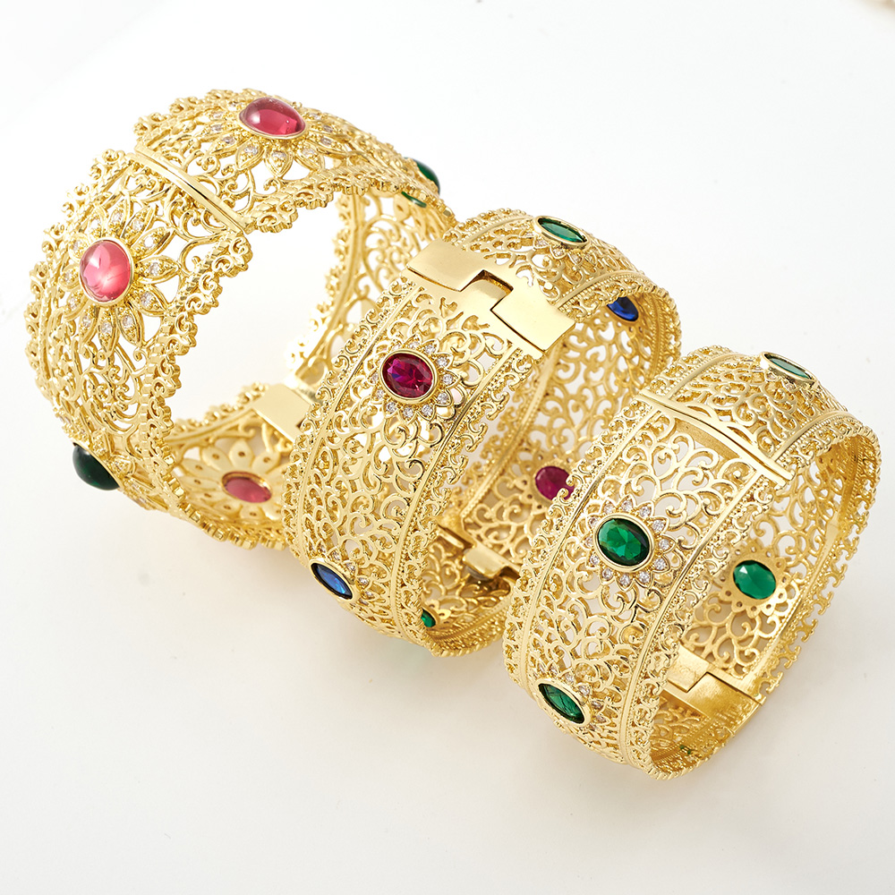 Women’s Monogram Bangle Crafted From Copper With 18K Real Gold Plated Water Plating And Rhinestone Inlay