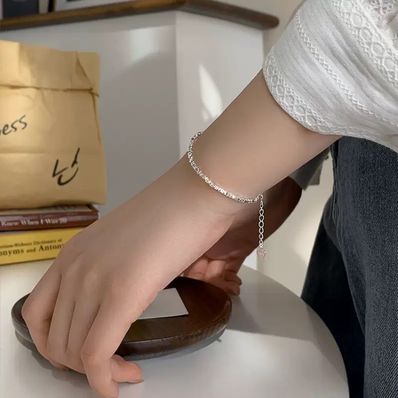 Women’s Simple Style Copper Bracelet With Electroplated Silver Finish, Perfect For Business Occasions 4