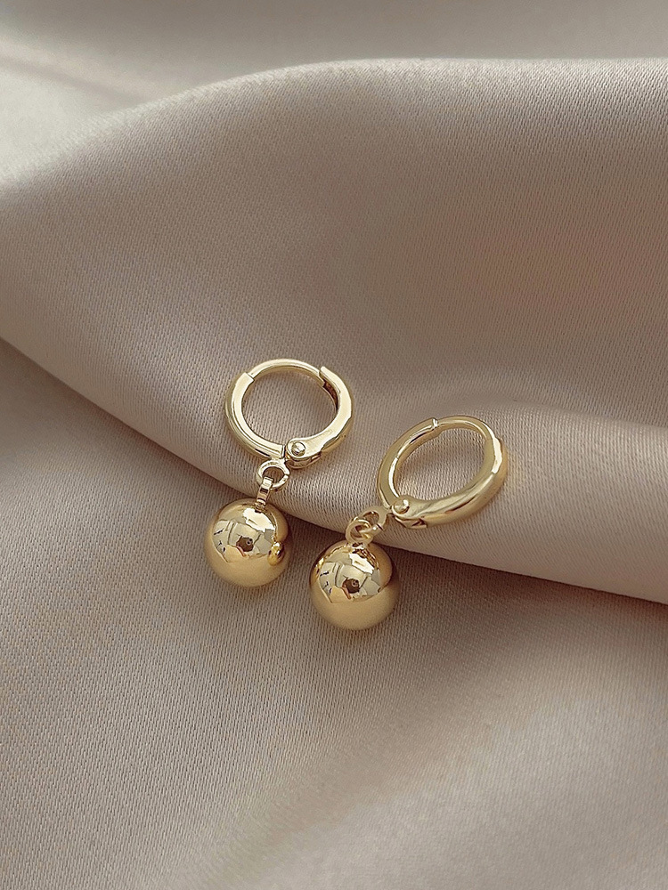 Stud Earrings For Women With Titanium Steel Posts, Copper Base, And Real Gold Electroplated Finish 3