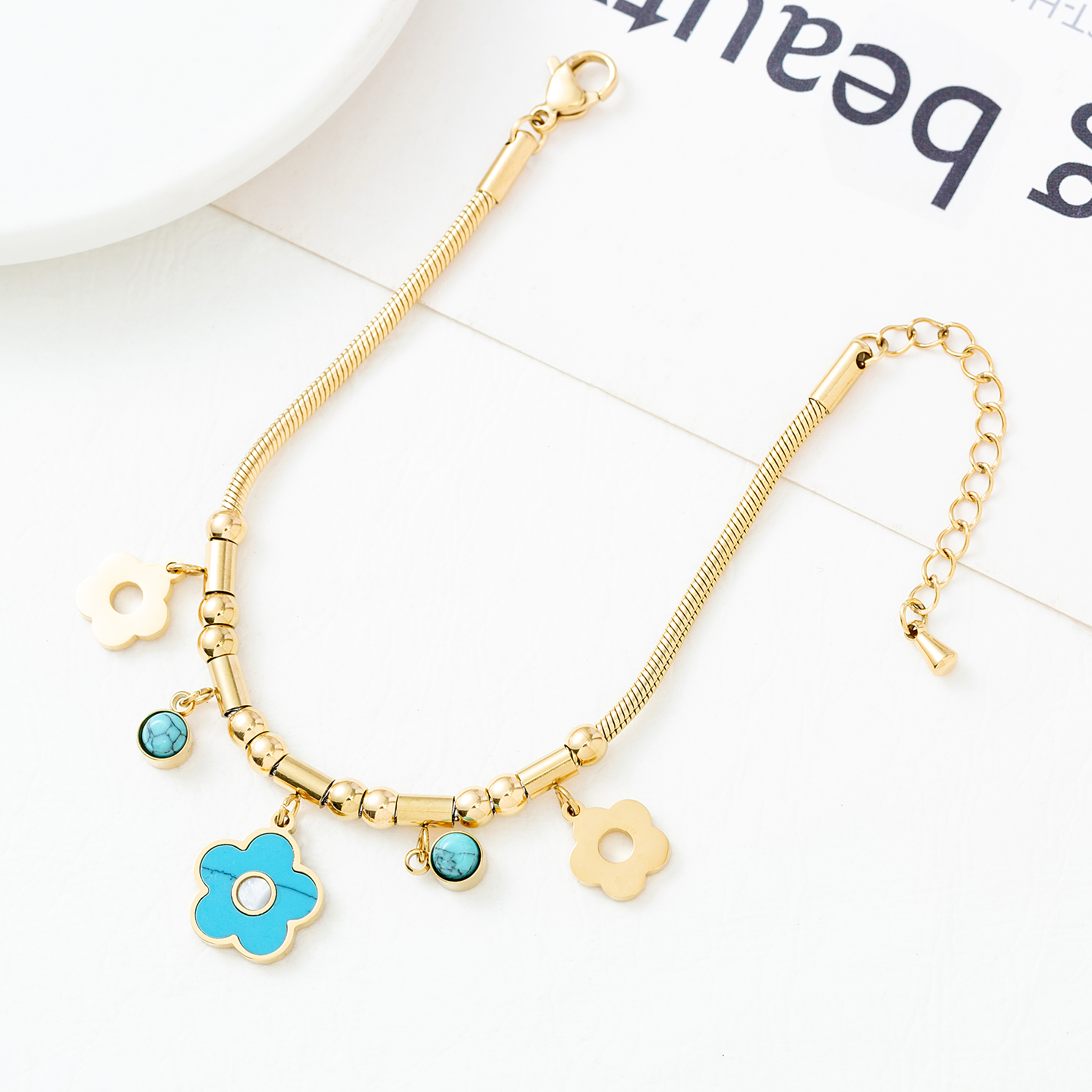 Women’s Waterproof Animal Bracelet In SUS304 Stainless Steel With 18K Gold Plated PVD Coating And Turquoise Inlay 2